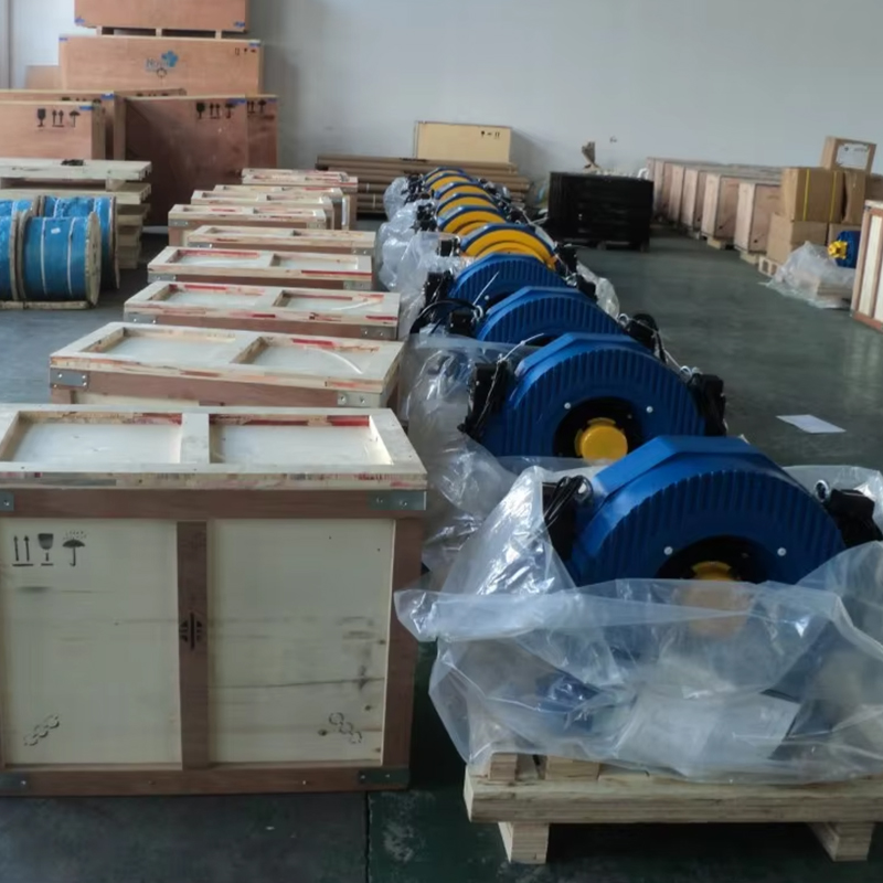 Motor Gearless do motor 2000-2500KGS do motor do elevador da máquina MCG350 da tração de VTSP234 Montanari
