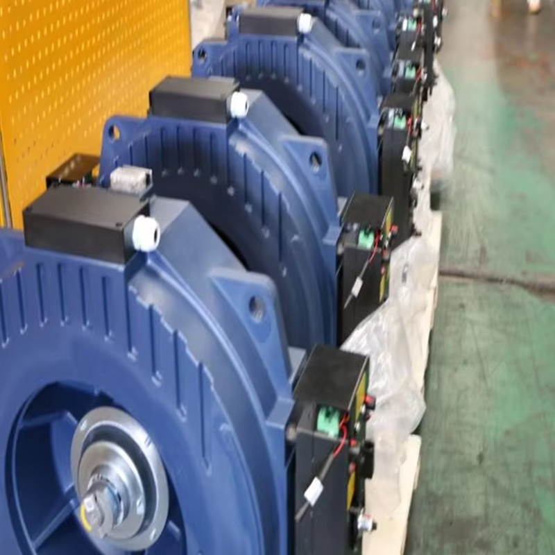 VTSP239 Small Lift Elevator Parts Roomless Gearless Traction Machine Motor